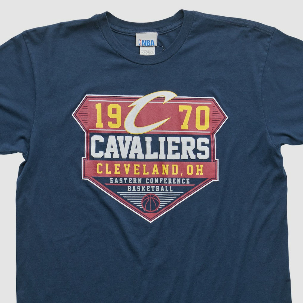 Navy Cleveland Cavaliers NBA 2000s T-shirt sale | NBA
