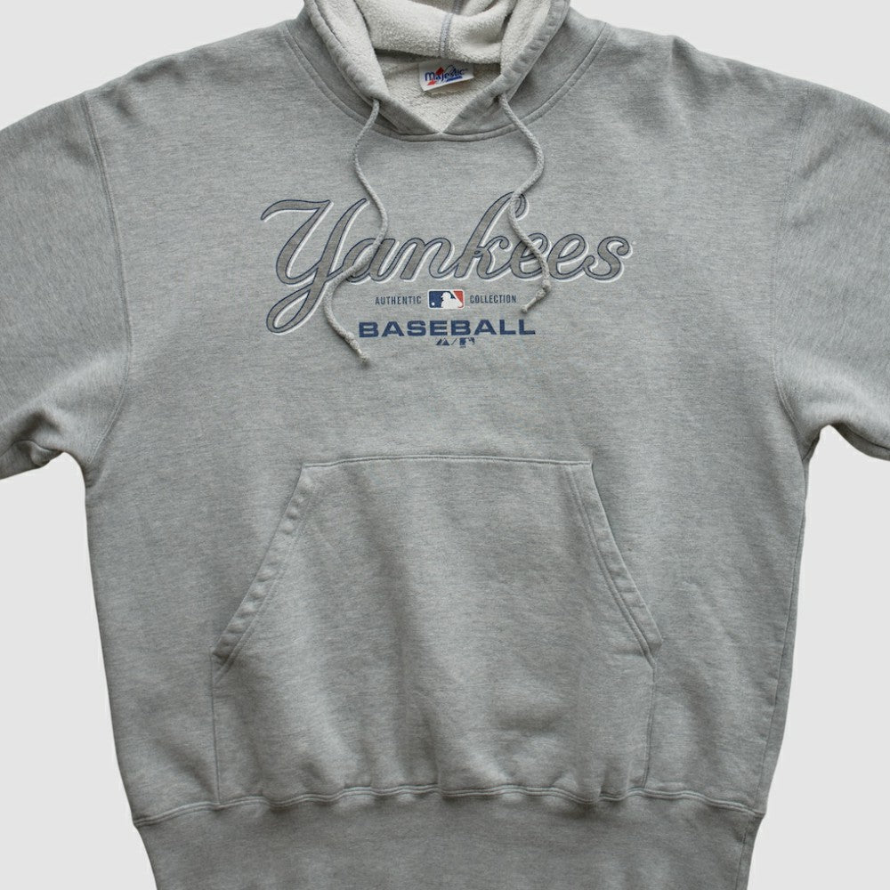 New York Yankees Majestic 2000s Hooded Pullover Sweatshirt - MLB Pullover