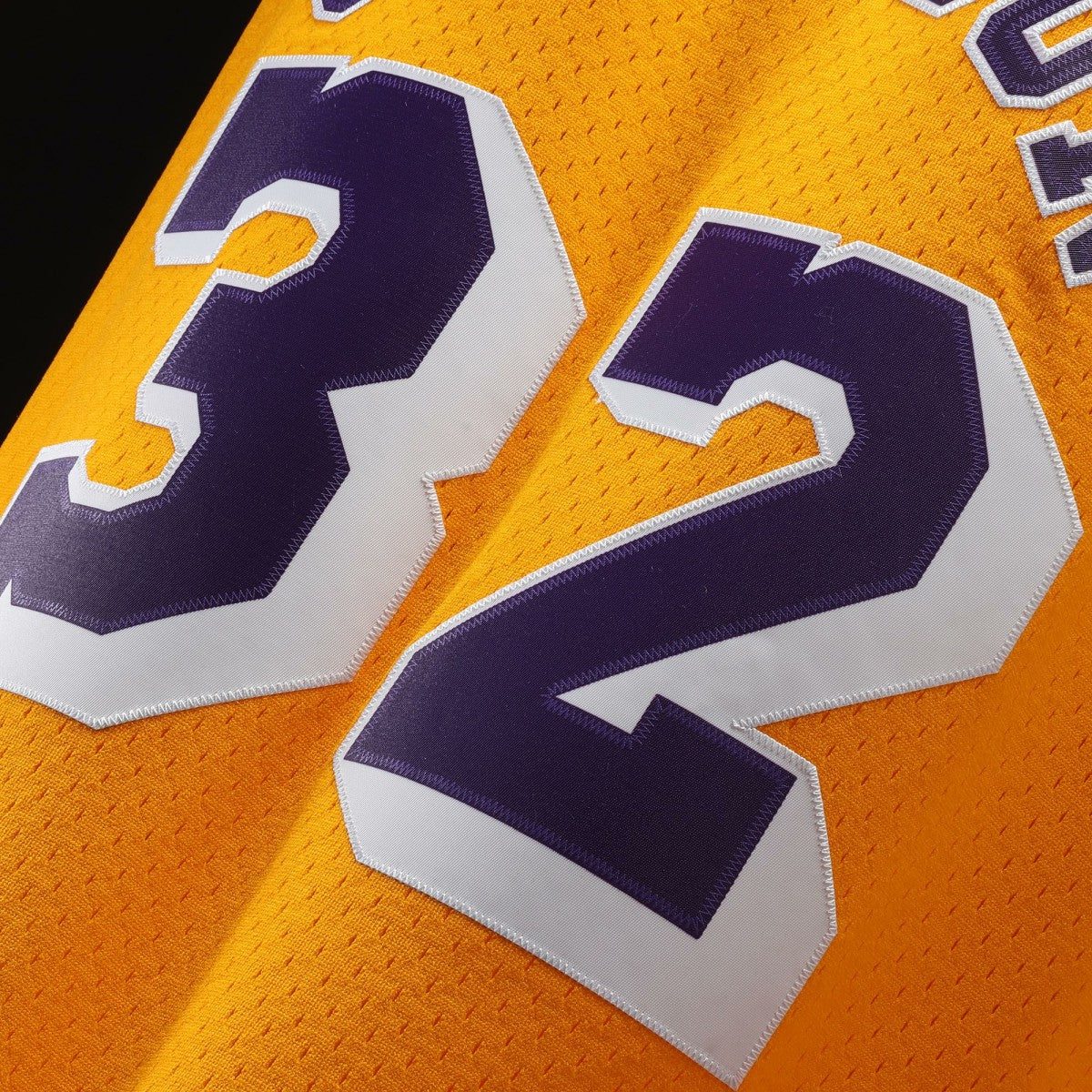 Gold Magic Johnson Los Angeles Lakers 1984/85 Hardwood Classics Swingman Jersey | NBA