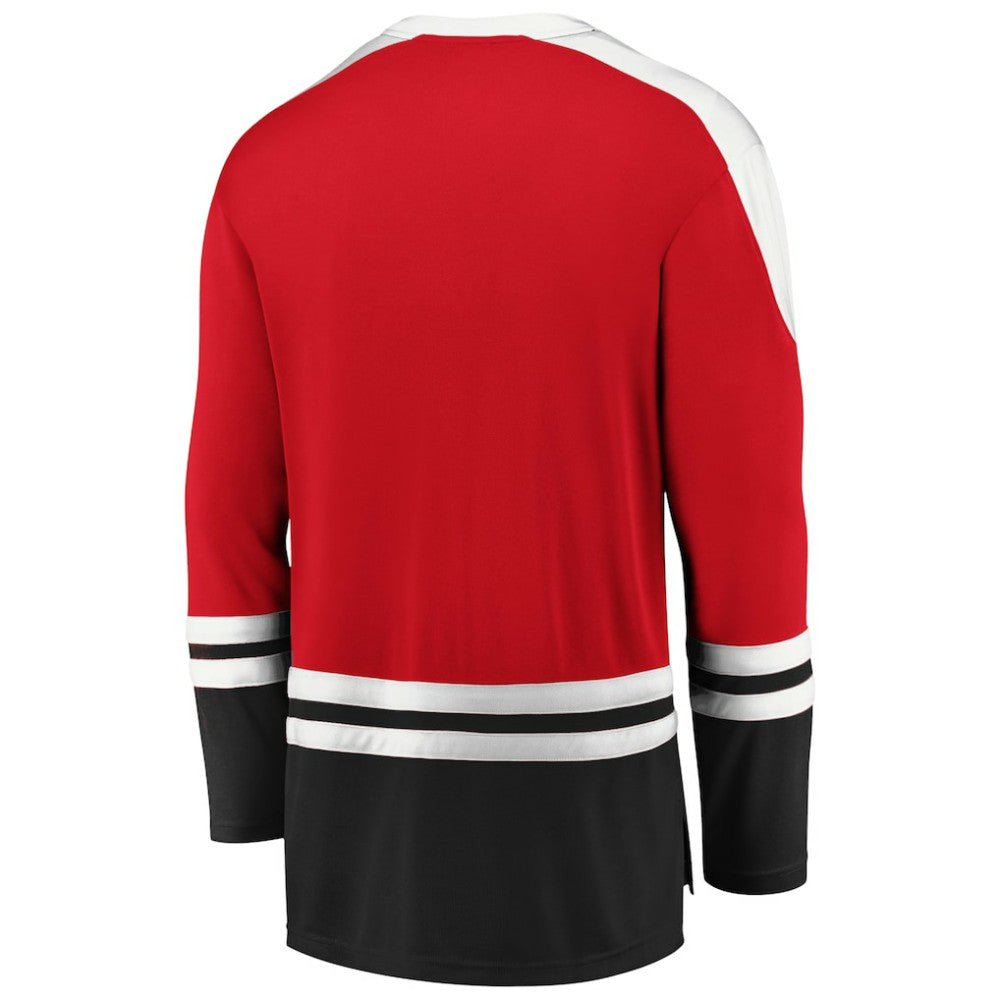 Chicago Blackhawks Fanatics Iconic Slapshot Long Sleeve T-Shirt -  NHL T-shirts