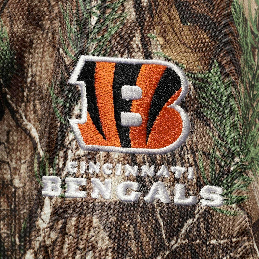 Cincinnati Bengals Dunbrooke Circle  Tech Fleece Pullover Hoodie | NFL Outlet