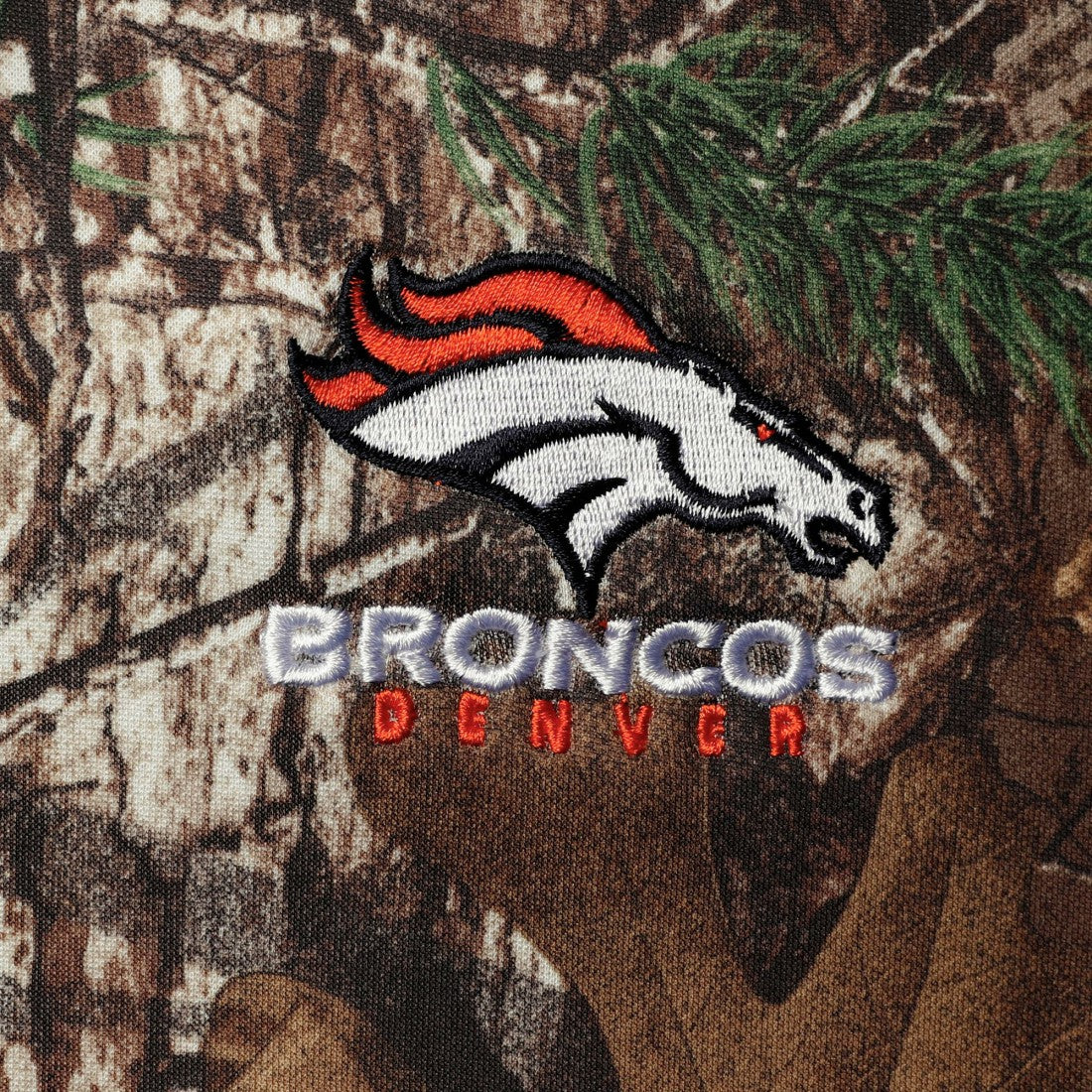 Denver Broncos Dunbrooke Circle  Tech Fleece Pullover Hoodie | NFL Hot