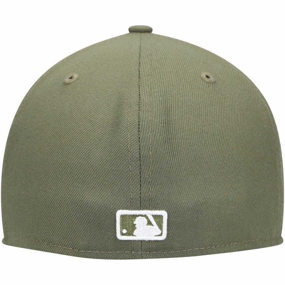 Milwaukee Brewers New Era White Logo 59FIFTY Fitted Hat - MLB Hats
