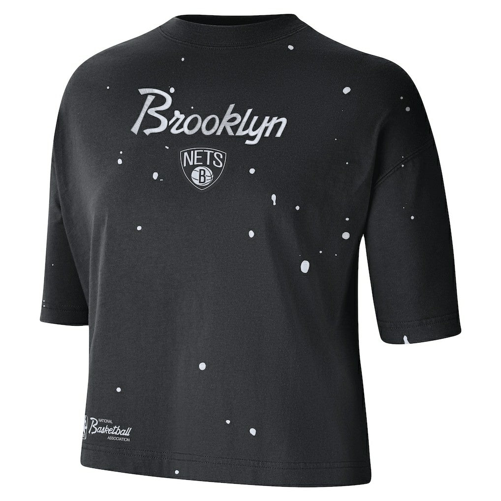Black Brooklyn Nets Women's Courtside Splatter Cropped T-Shirt | NBA