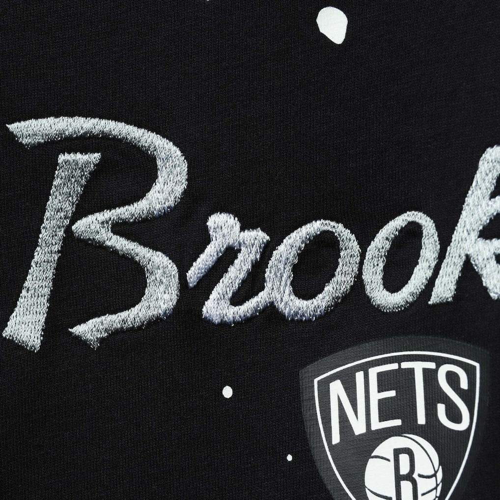 Black Brooklyn Nets Women's Courtside Splatter Cropped T-Shirt | NBA