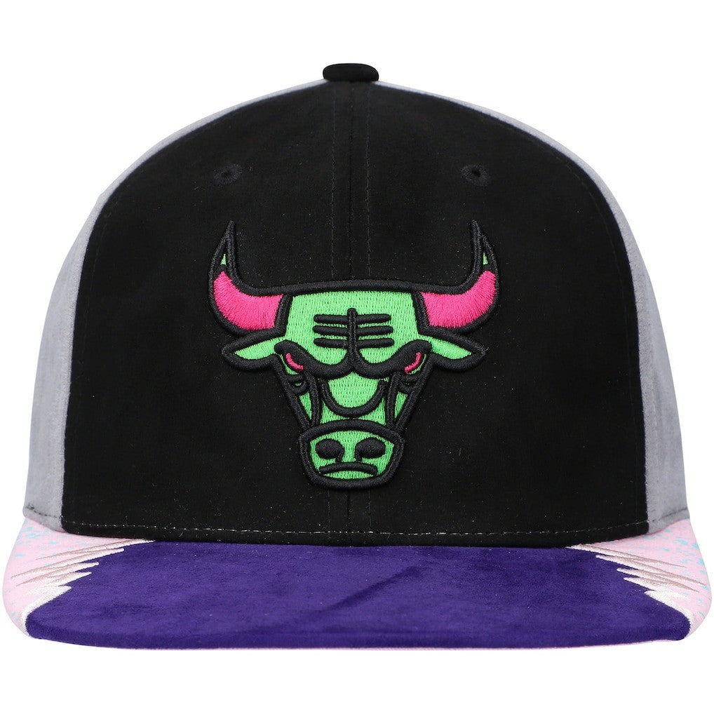 Black/Pink Chicago Bulls Day 5 Snapback Hat | NBA