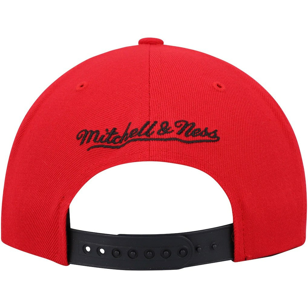 Black/Red Chicago Bulls Day One Snapback Hat | NBA