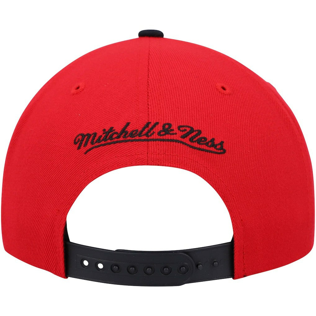 Black/White Chicago Bulls Day One Snapback Hat | NBA