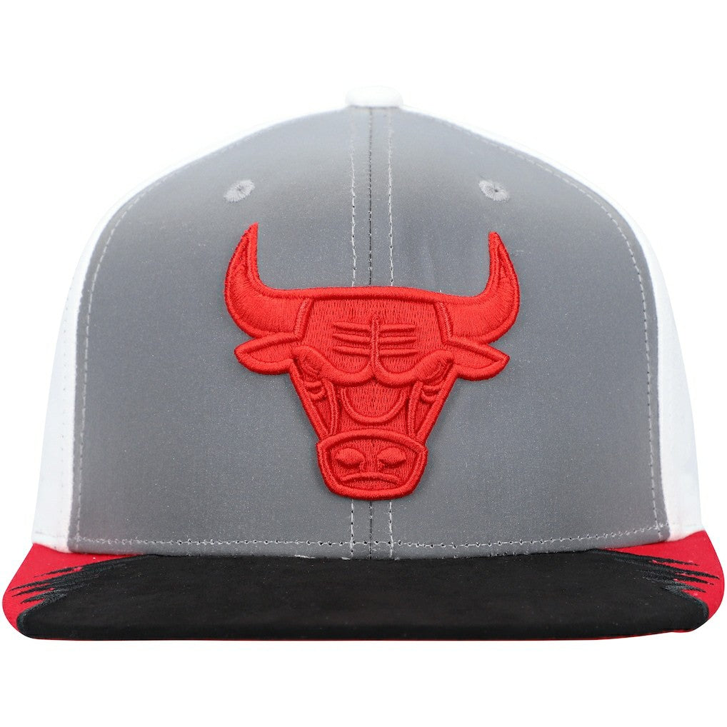 Gray/White Chicago Bulls Day 5 Snapback Hat | NBA
