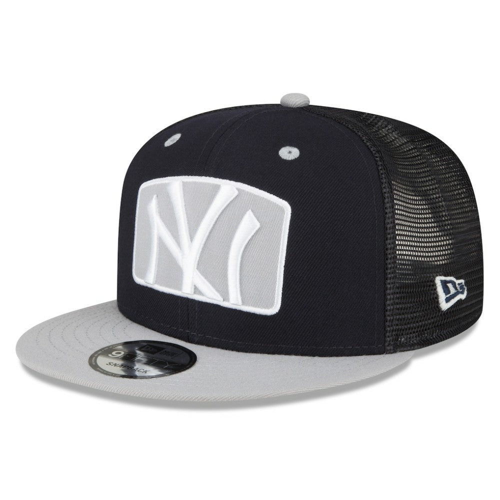 New York Yankees New Era Logo Zoom Trucker 9FIFTY Snapback Hat - MLB Hats