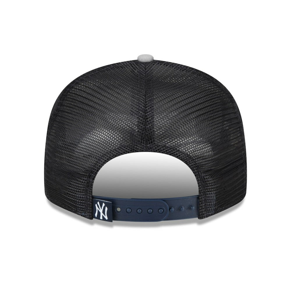 New York Yankees New Era Logo Zoom Trucker 9FIFTY Snapback Hat - MLB Hats