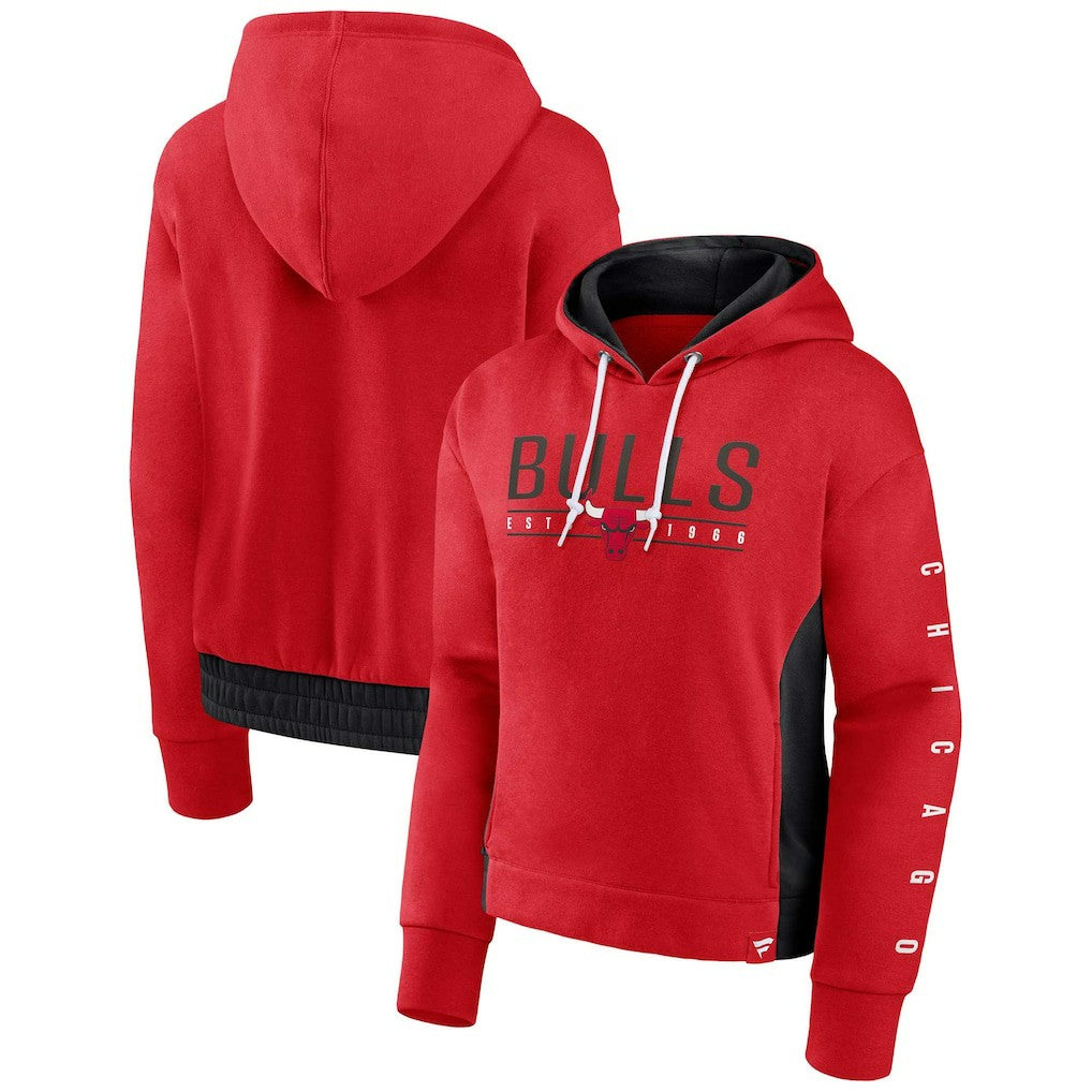 Red Chicago Bulls Women's Iconic Halftime Colorblock Pullover Hoodie | NBA