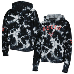 Black Chicago Bulls Women's Brushed Cotton Tie-Dye Pullover Hoodie sale | NBA