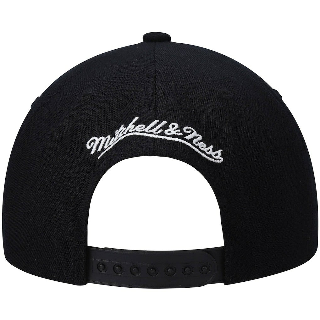 Black Golden State Warriors Hardwood Classics Script 2.0 Snapback Hat sale | NBA