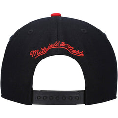 Black/Red Philadelphia 76ers Hardwood Classics Team Two-Tone 2.0 Snapback Hat | NBA
