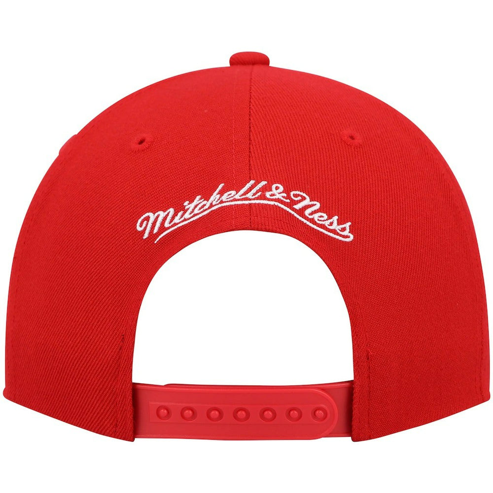 Red Chicago Bulls Hardwood Classics Team Ground 2.0 Snapback Hat | NBA