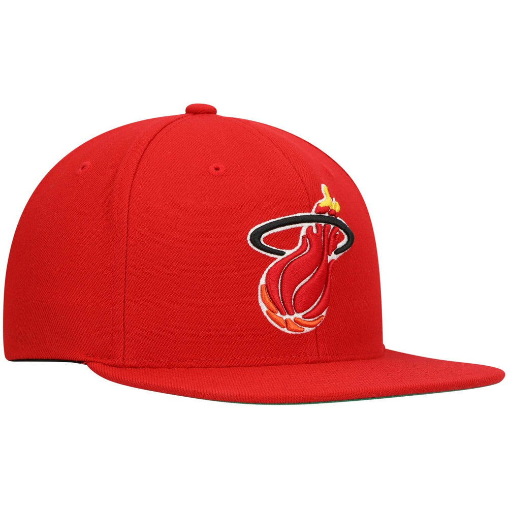 Red Miami Heat Hardwood Classics Team Ground 2.0 Snapback Hat | NBA