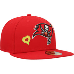 Tampa Bay Buccaneers Chain Stitch Heart 59FIFTY Fitted Hat | NFL US
