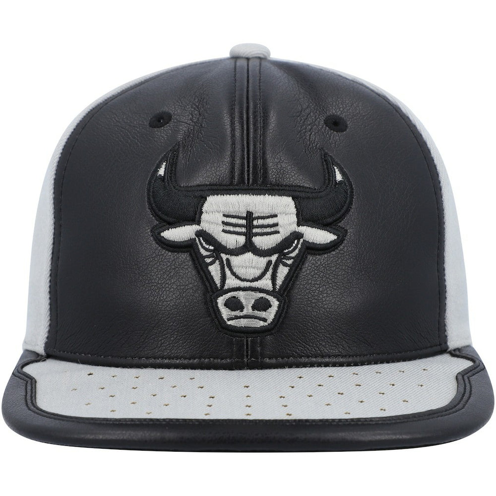 Black/Gray Chicago Bulls Day One Snapback Hat | NBA