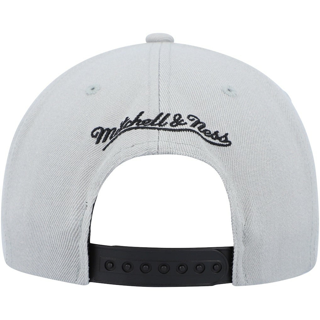 Black/Gray Chicago Bulls Day One Snapback Hat | NBA