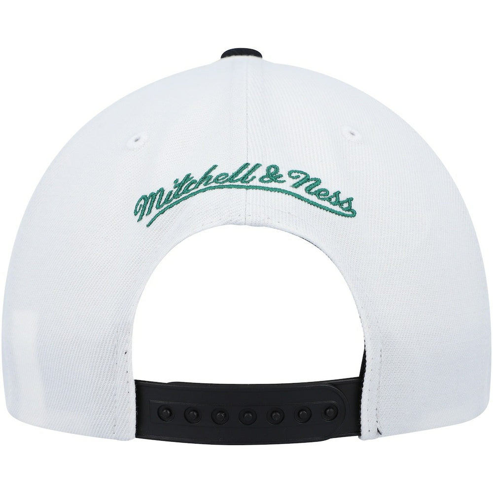 White/Green Chicago Bulls Day One Snapback Hat | NBA