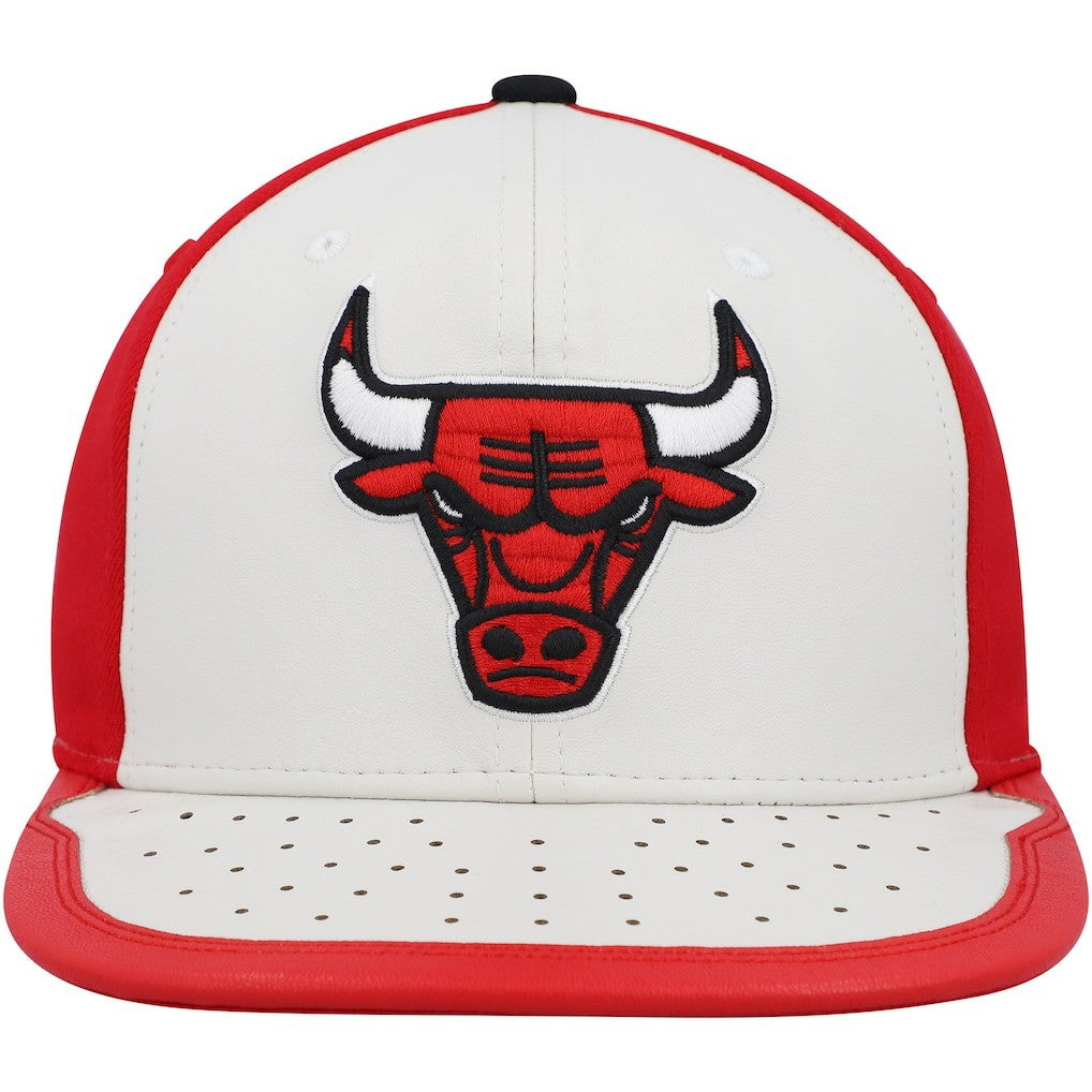 White/Red Chicago Bulls Day One Snapback Hat | NBA