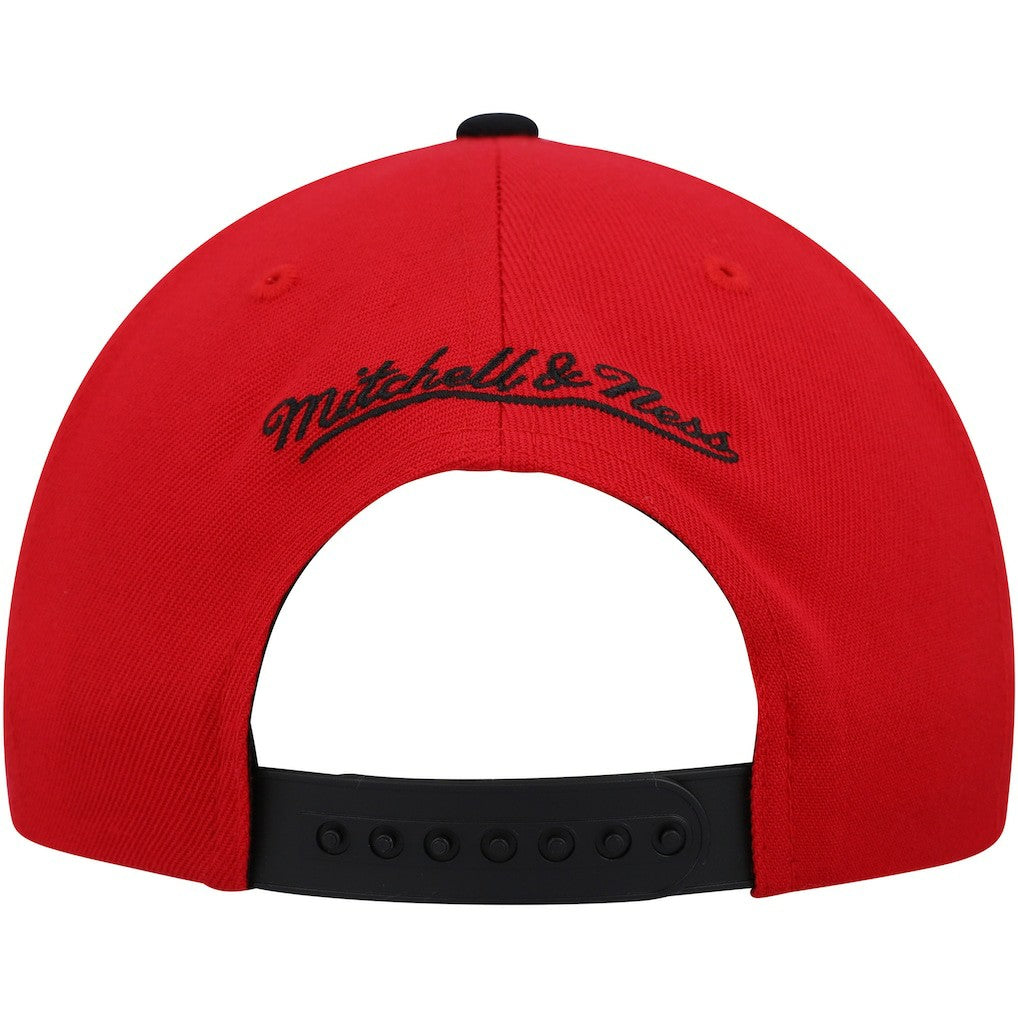 White/Red Chicago Bulls Day One Snapback Hat | NBA