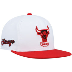 White/Red Chicago Bulls Hardwood Classics Snapback Hat | NBA