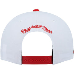 White/Red Chicago Bulls Hardwood Classics Snapback Hat | NBA