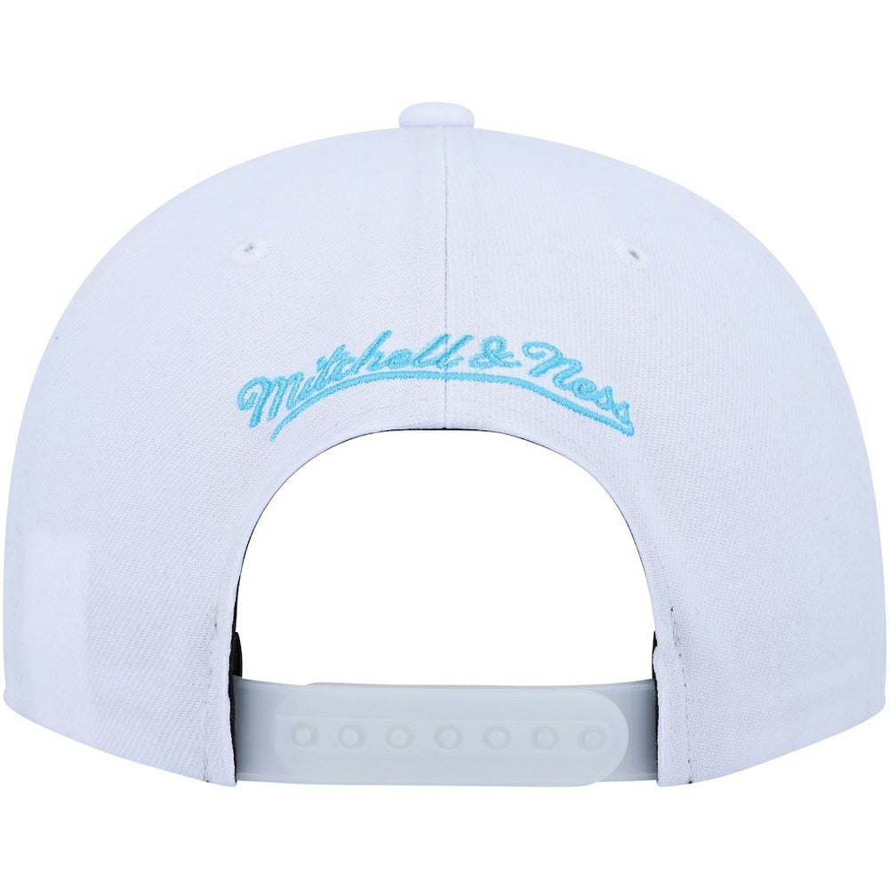 Silver/Blue Chicago Bulls Day 5 Snapback Hat | NBA