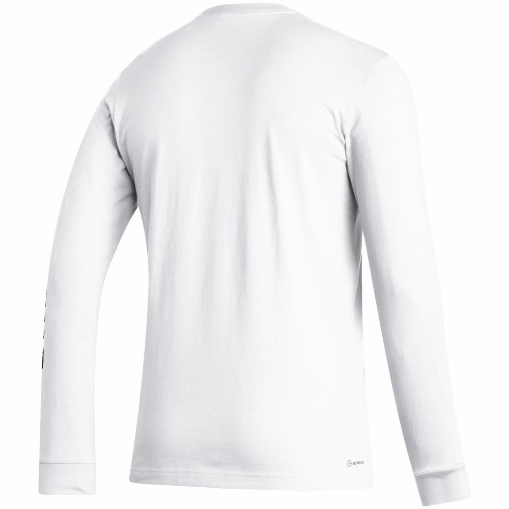 Juventus Team Crest Long Sleeve T-Shirt