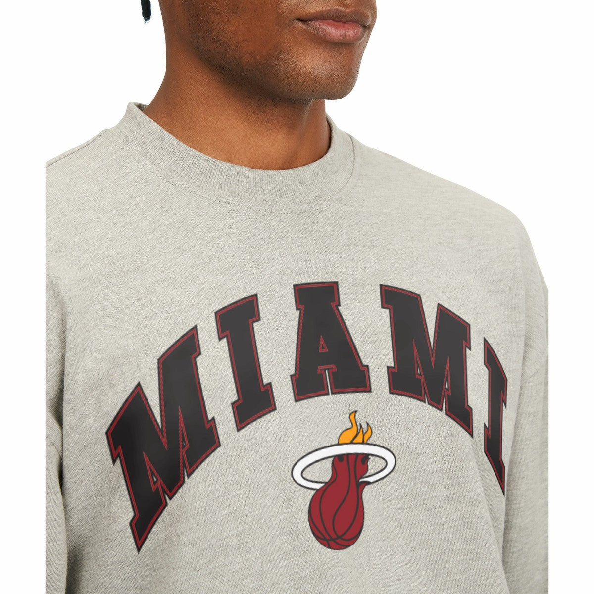 Gray Miami Heat Tommy Jeans James Patch Pullover Sweatshirt | NBA