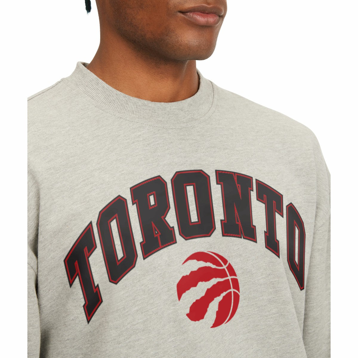 Gray Toronto Raptors Tommy Jeans James Patch Pullover Sweatshirt | NBA