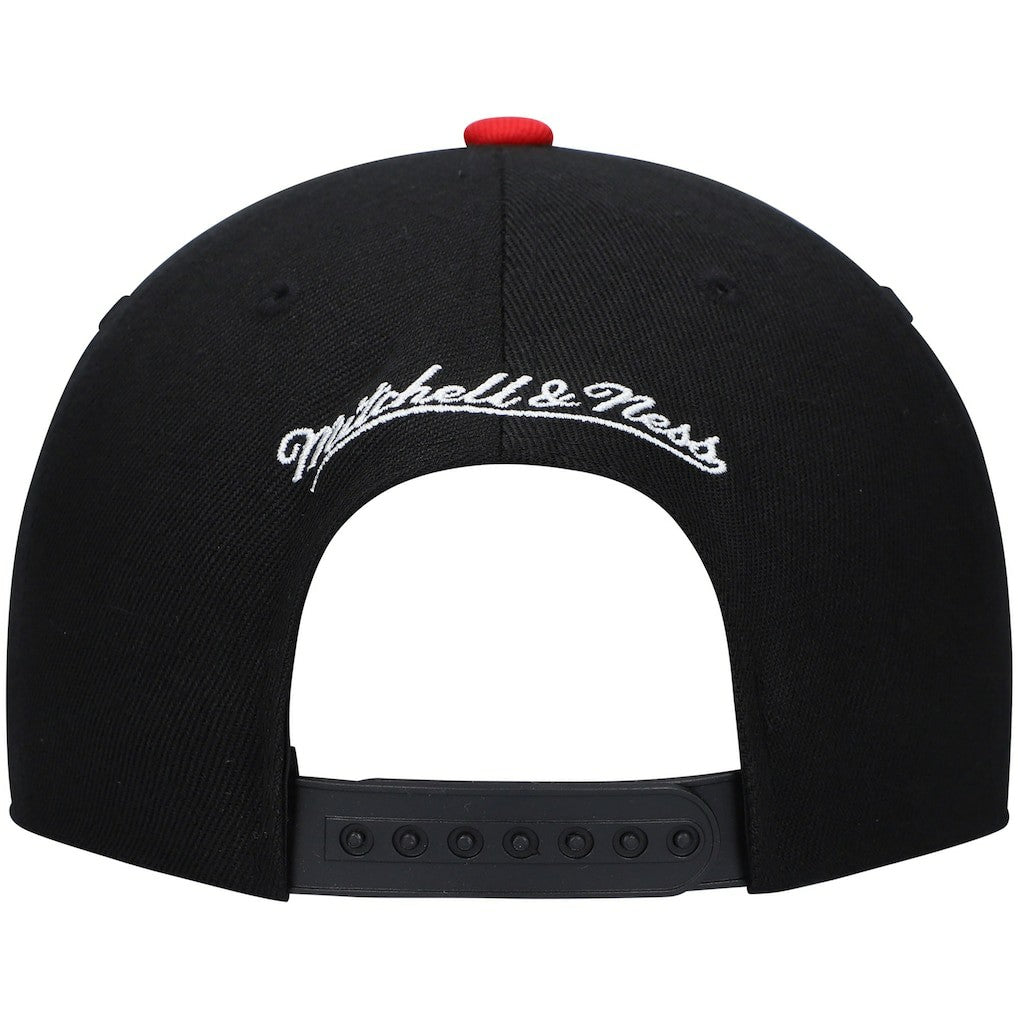 Black/Red Philadelphia 76ers Hardwood Classics Low Big Face Snapback Hat | NBA