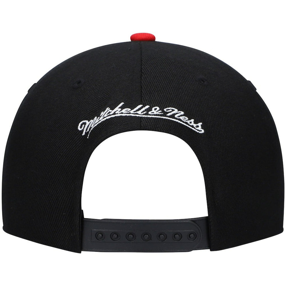 Black/Red Philadelphia 76ers Hardwood Classics Low Big Face Snapback Hat | NBA