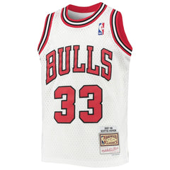 White Scottie Pippen Chicago Bulls Youth 1997/98 Hardwood Classics Swingman Jersey sale | NBA