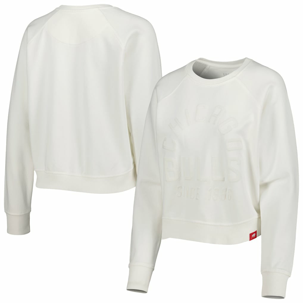 Cream Chicago Bulls Sportiqe Women's Ashlyn Brava Raglan Pullover Sweatshirt sale | NBA