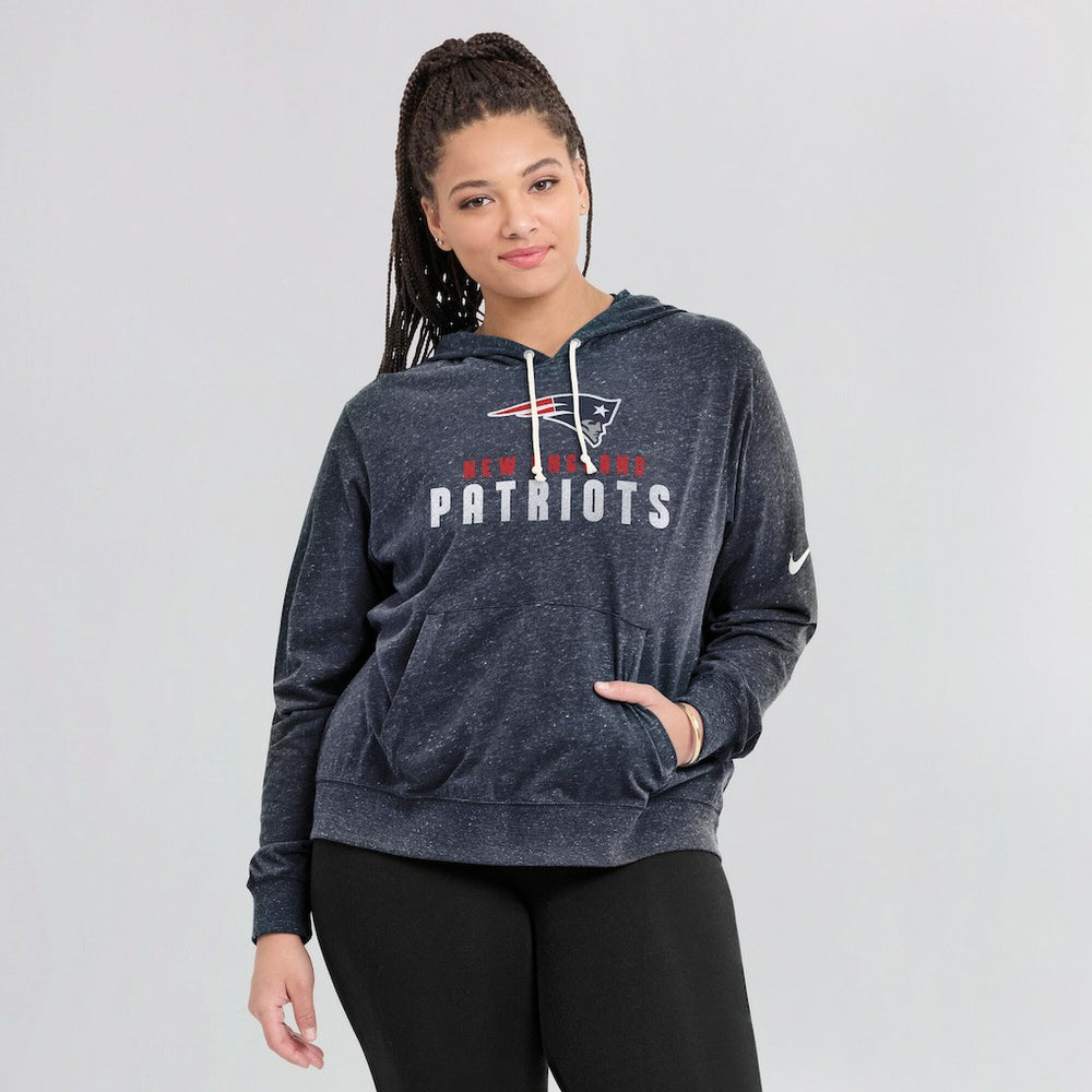 New England Patriots Women's Plus Size Gym Vintage Pullover Hoodie | NFL New