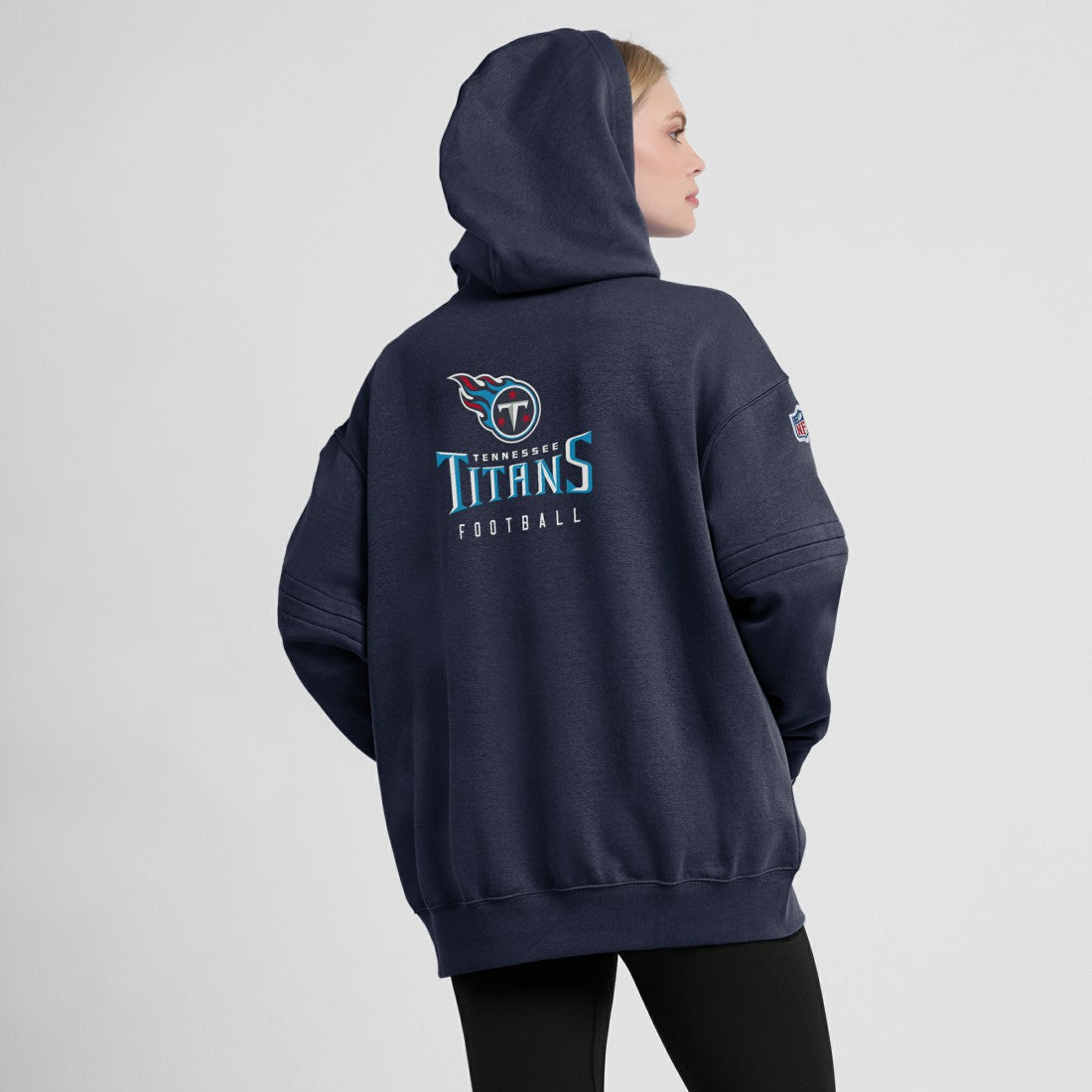 Tennessee Titans Women's 2023 Sideline Club Fleece Pullover Hoodie | NFL Hot
