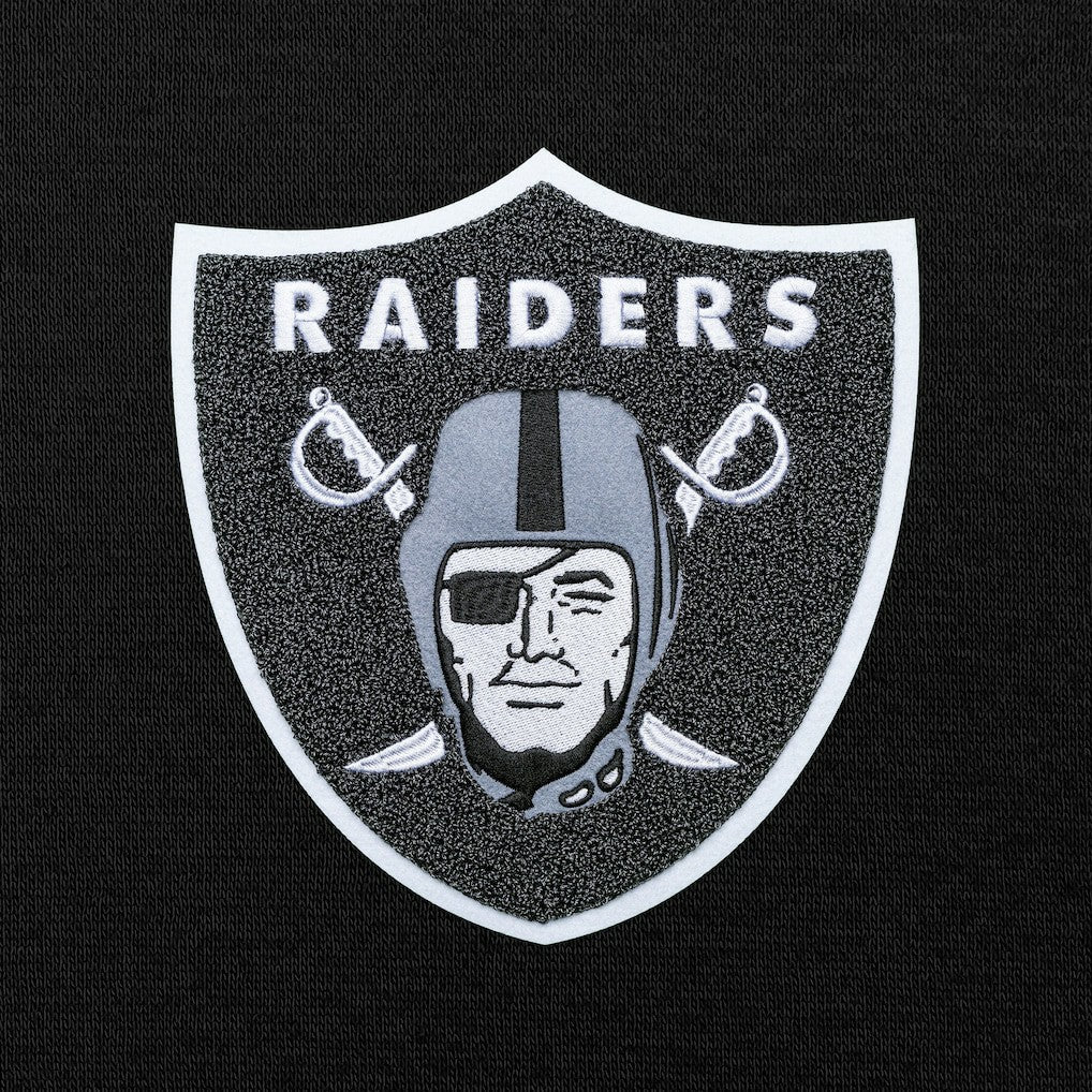 Las Vegas Raiders Antigua Victory Chenille Pullover Hoodie | NFL US
