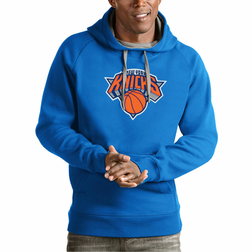 Blue New York Knicks Antigua Team Logo Victory Pullover Hoodie | NBA