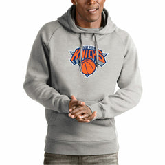 Heather Gray New York Knicks Antigua Team Logo Victory Pullover Hoodie | NBA