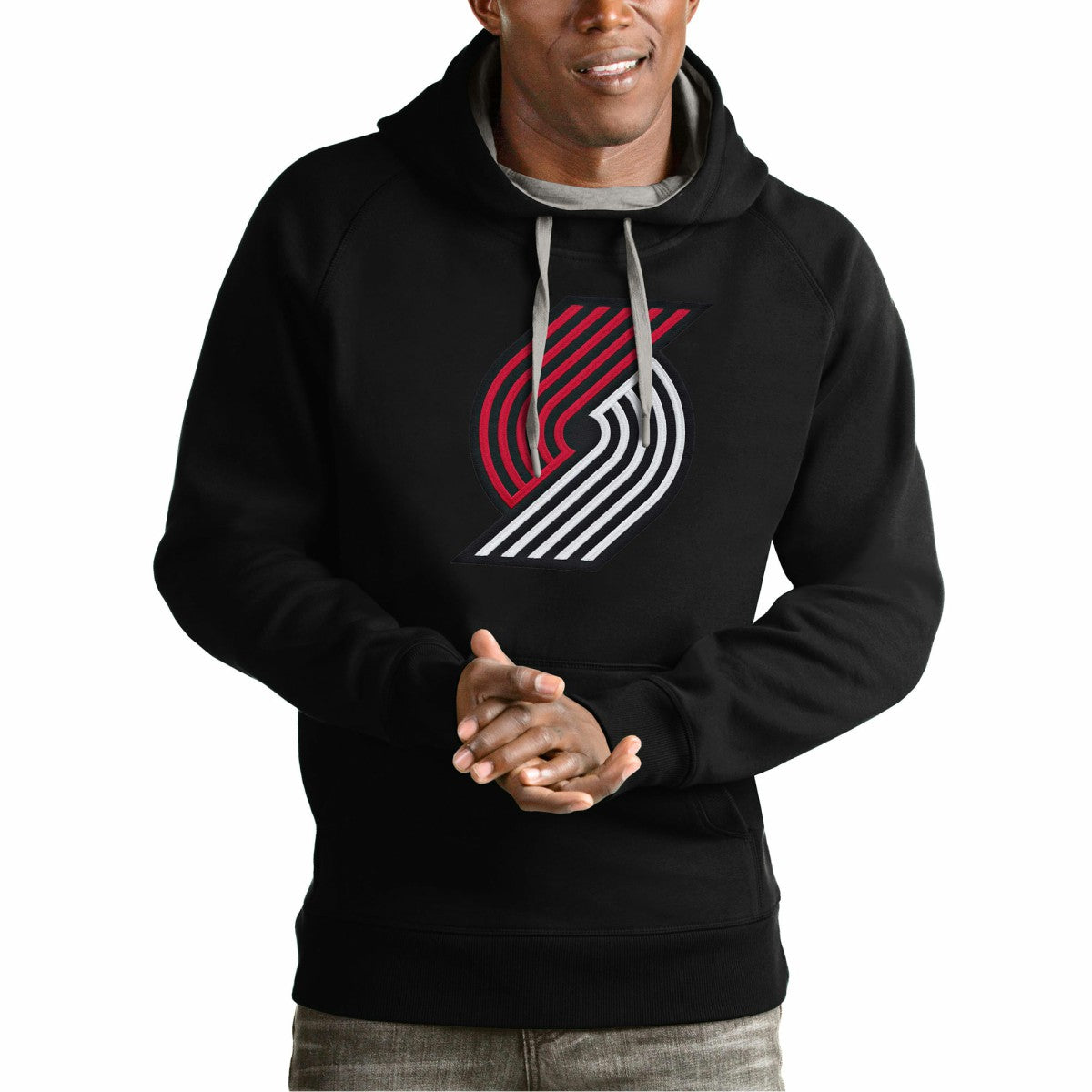 Black Portland Trail Blazers Antigua Team Logo Victory Pullover Hoodie | NBA