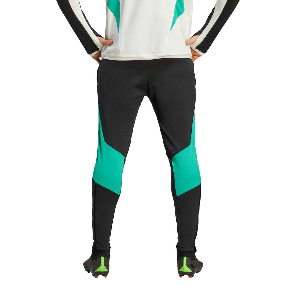 Manchester United 2023/24 AEROREADY Training Pants