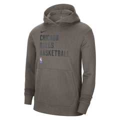 Olive Chicago Bulls Unisex 2023/24 Performance Spotlight On-Court Practice Pullover Hoodie | NBA