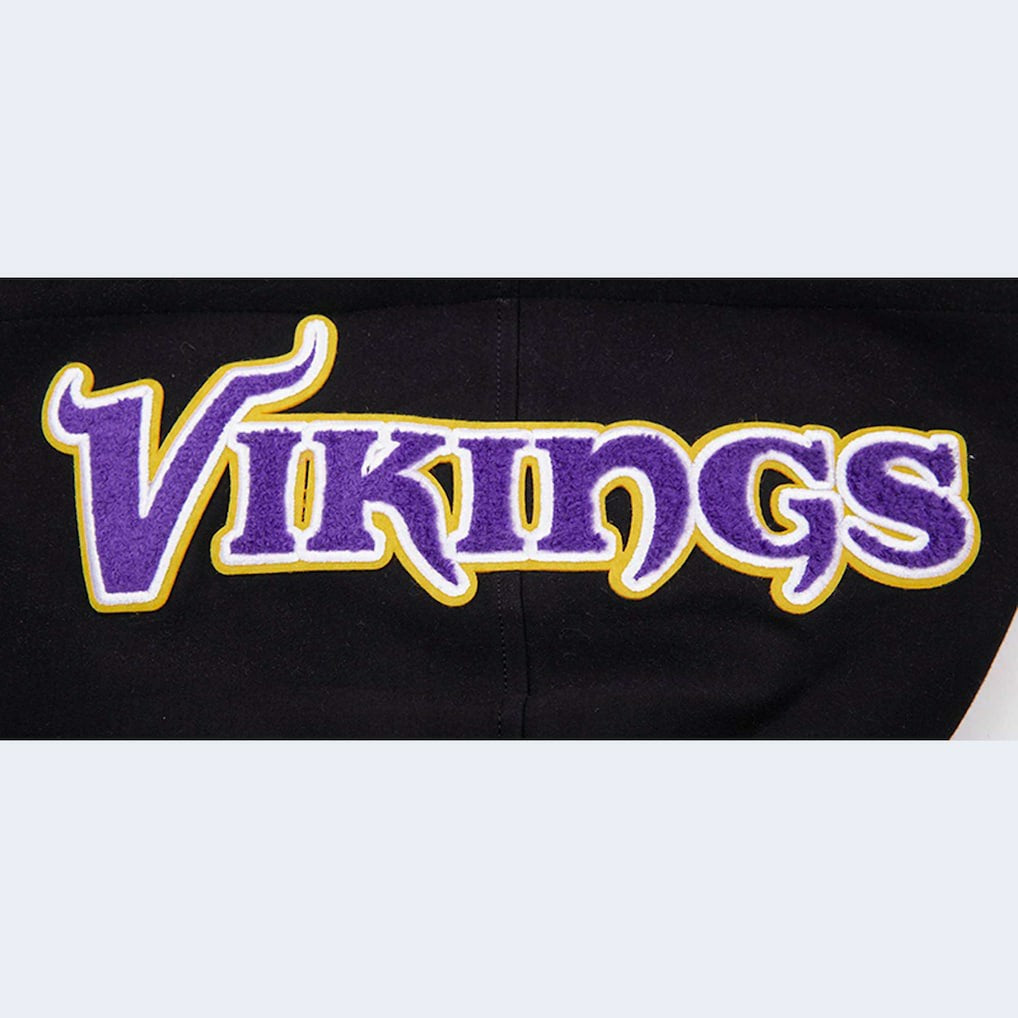 Minnesota Vikings Justin Jefferson  Pro Standard Player Name & Number Hoodie T-Shirt | NFL Near me