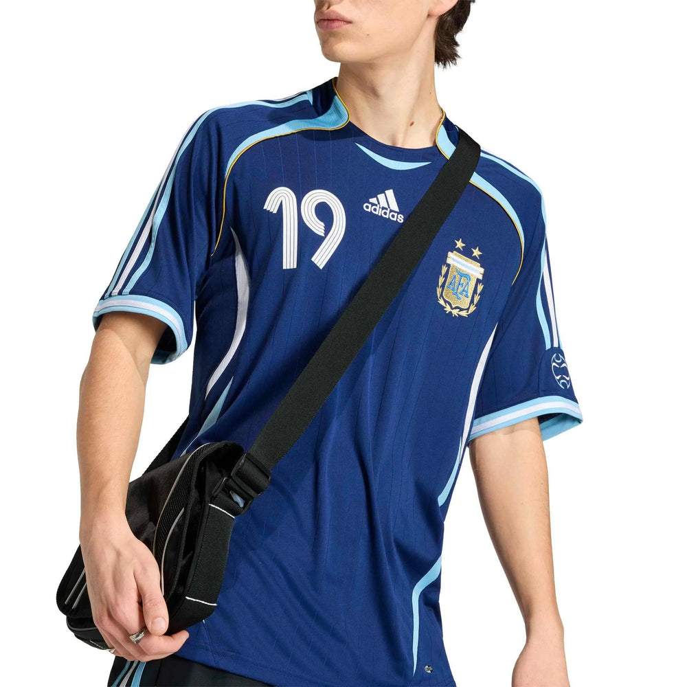 Argentina 2006  Men's Retro Stadium Away Messi #19 Soccer Jersey